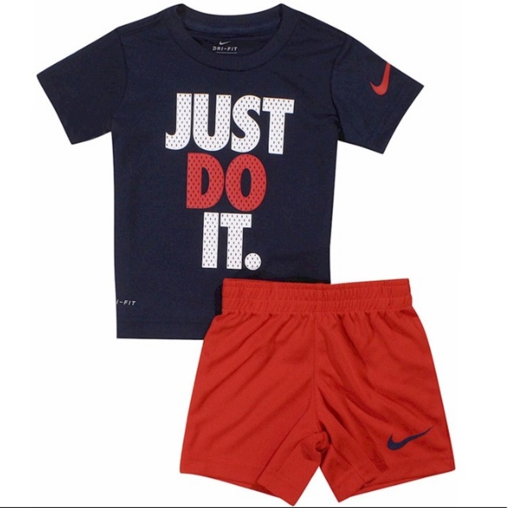 NEW! Nike 2-pc Dri-FIT Shorts Set